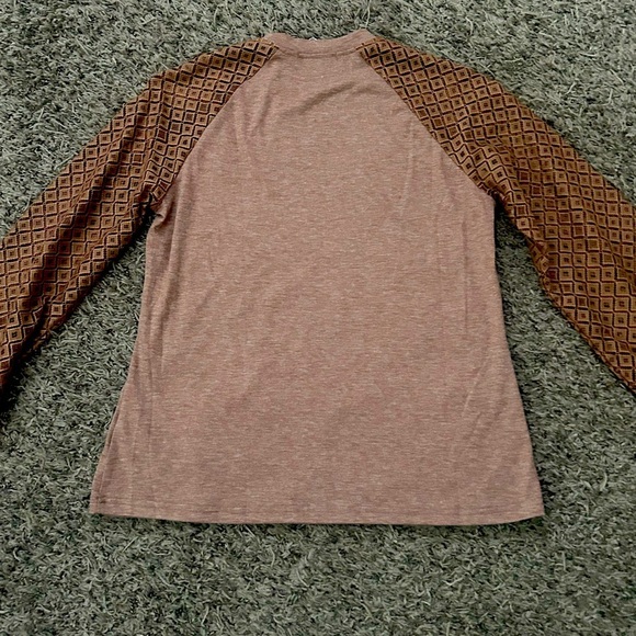 KIRUNDO Womens Dressy Casual Lace Long Sleeve 2025 Spring Fall, Pleated Crewneck - Picture 7 of 8